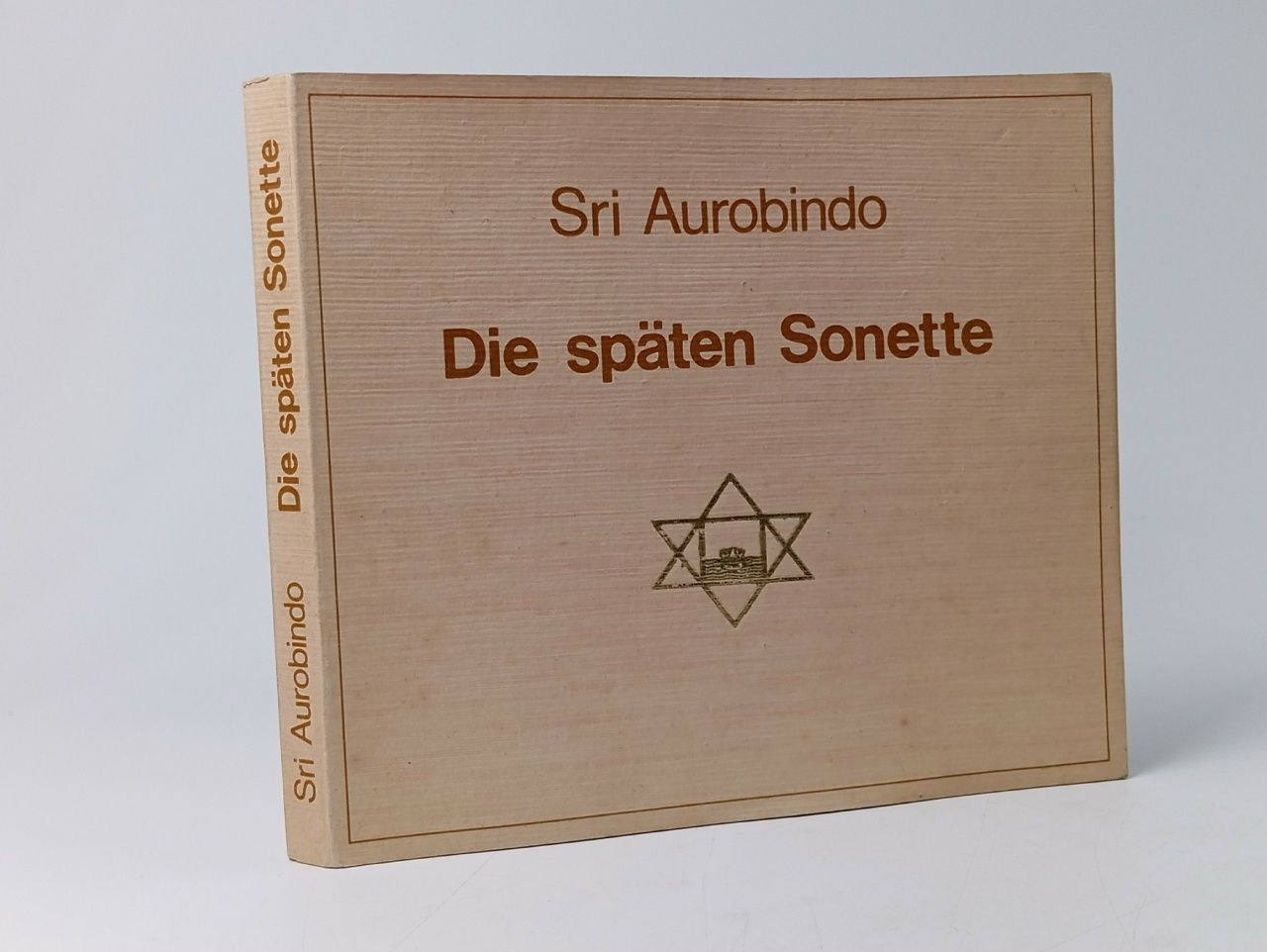 Обложка: Sri Aurobindo Die spаten Sonette
