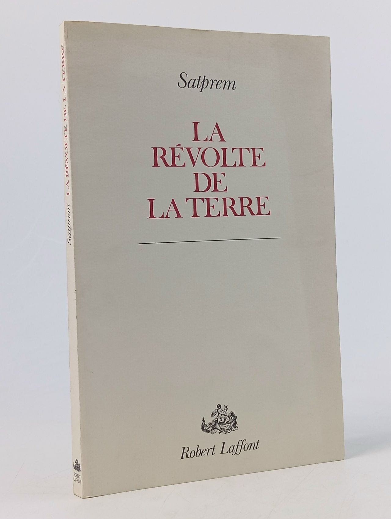 Обложка: Восстание Земли. La R volte de la Terre