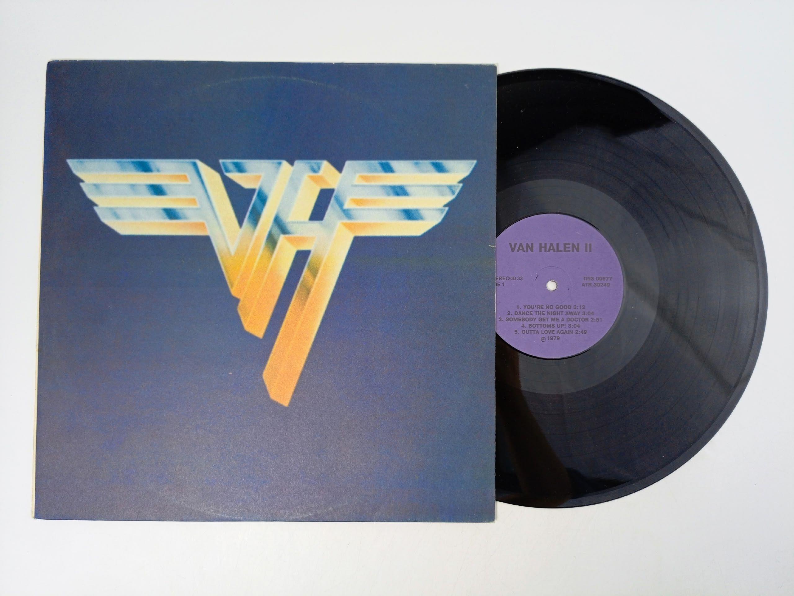 Обложка: Виниловая пластинка Van Halen - Van Halen II