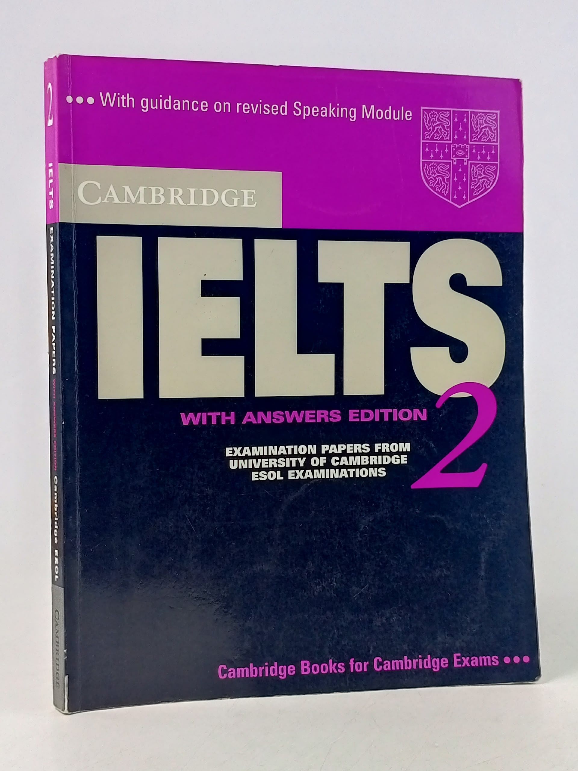 Обложка: Cambridge IELTS 2. Это сборник официальных