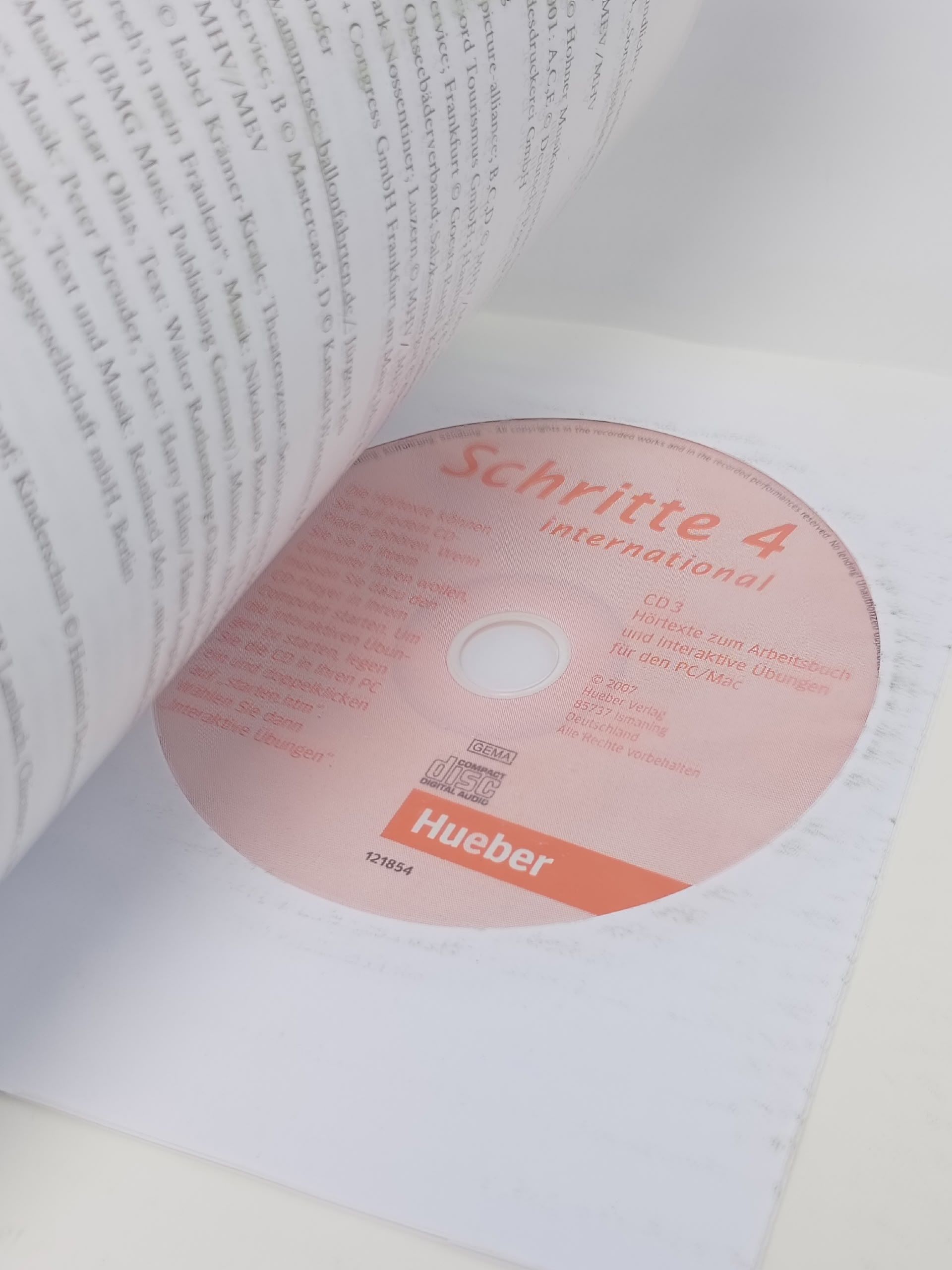 Schritte international 4