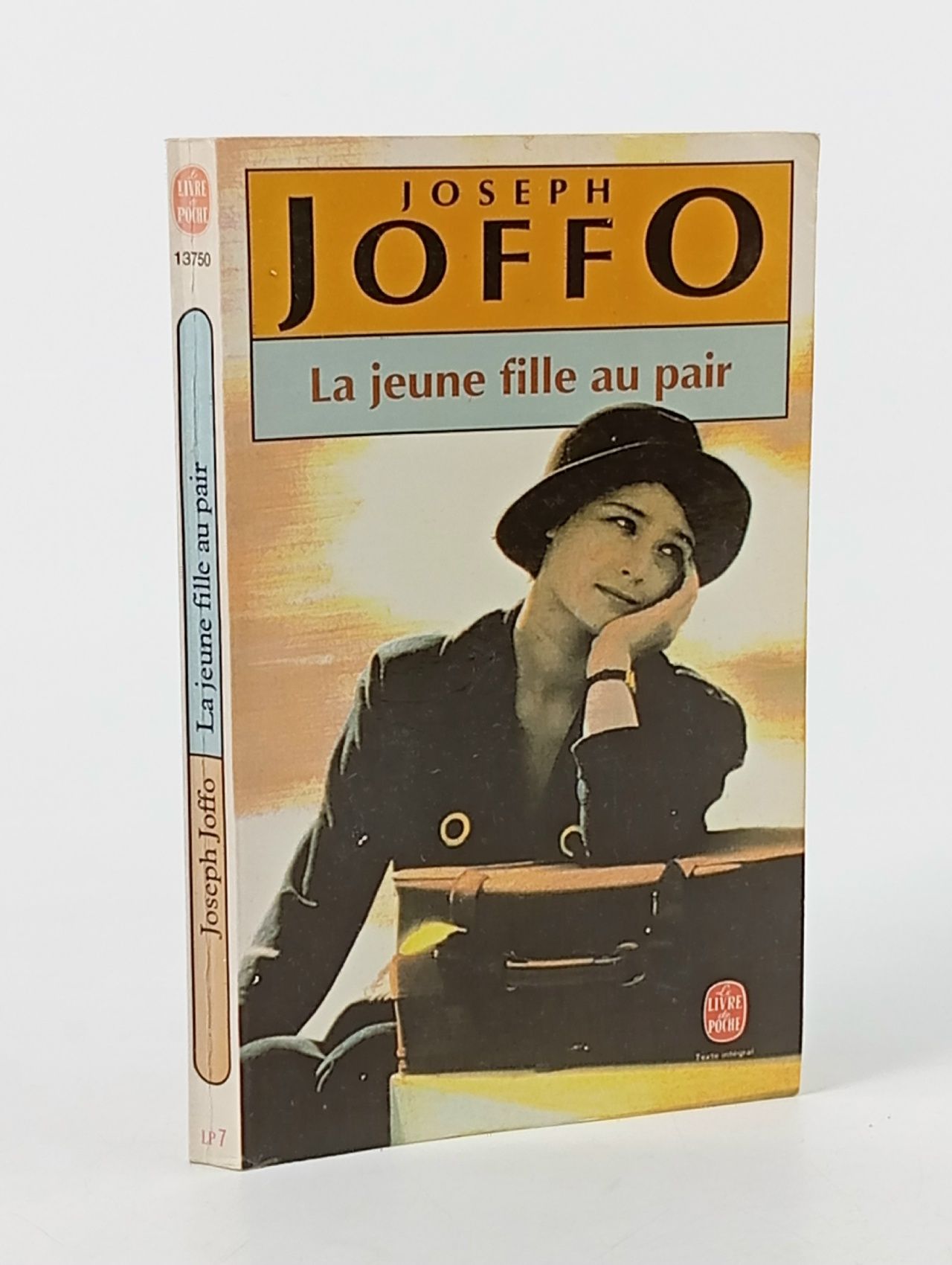 Обложка: La jeune fille au pair