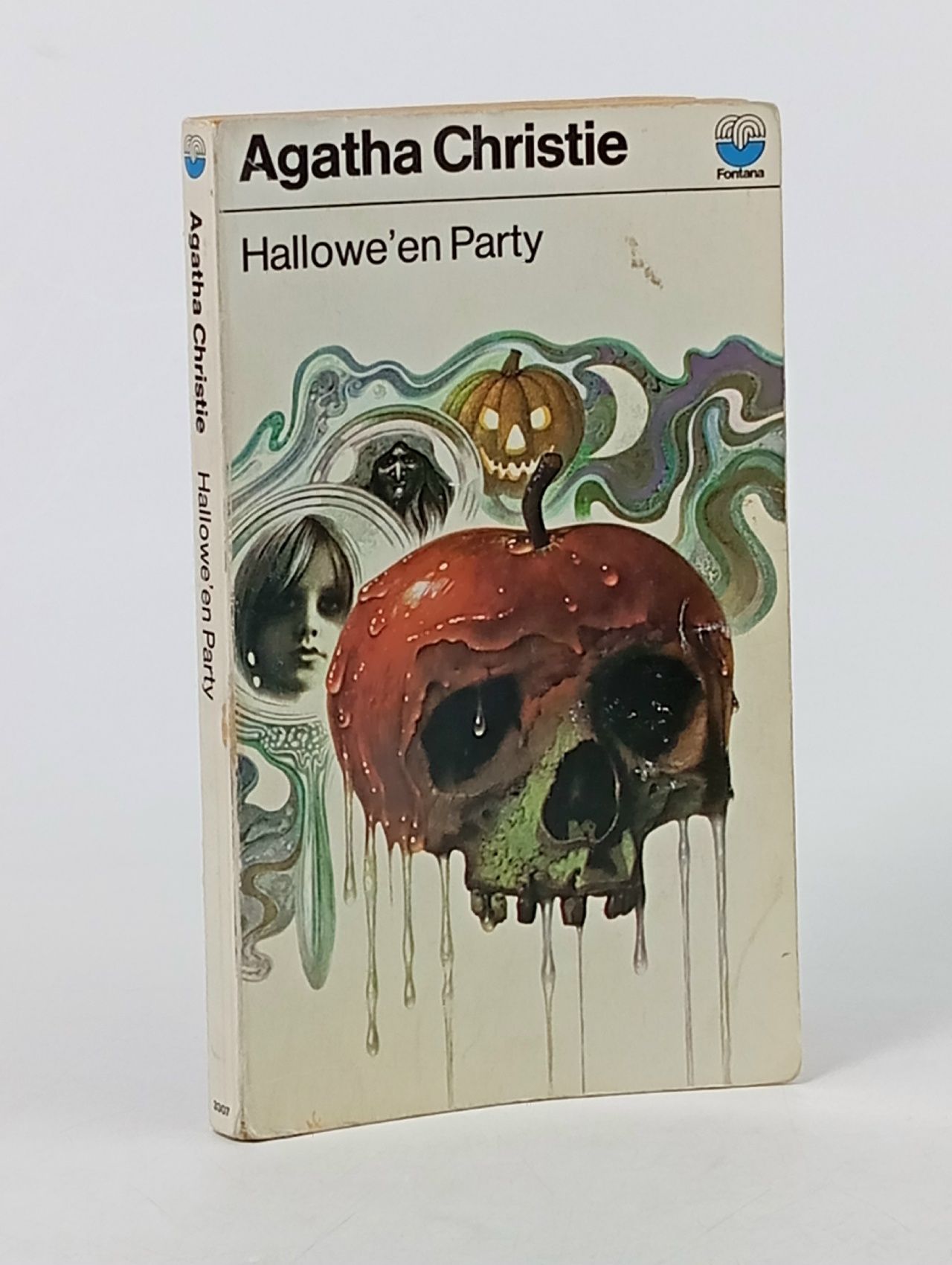 Обложка: Hallowe'en Party by Agatha Christie
