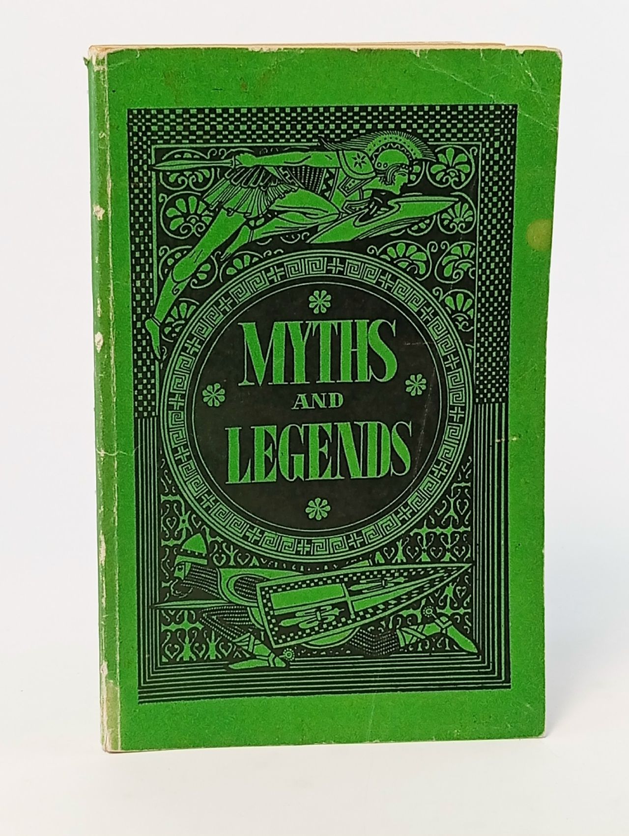 Обложка: Myths and legends/Мифы и легенды