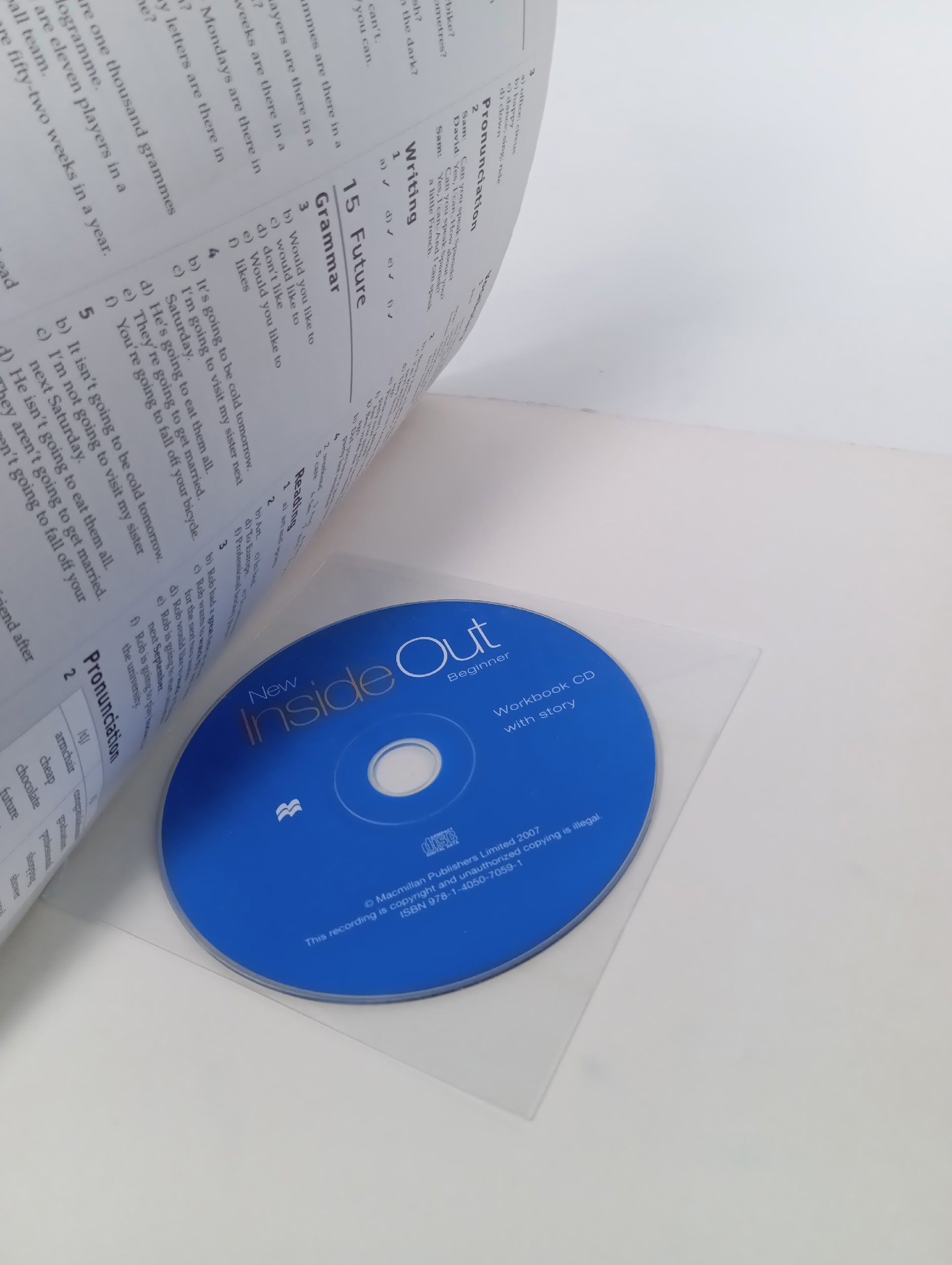 New Inside Out Beginner Workbook With Key + CD