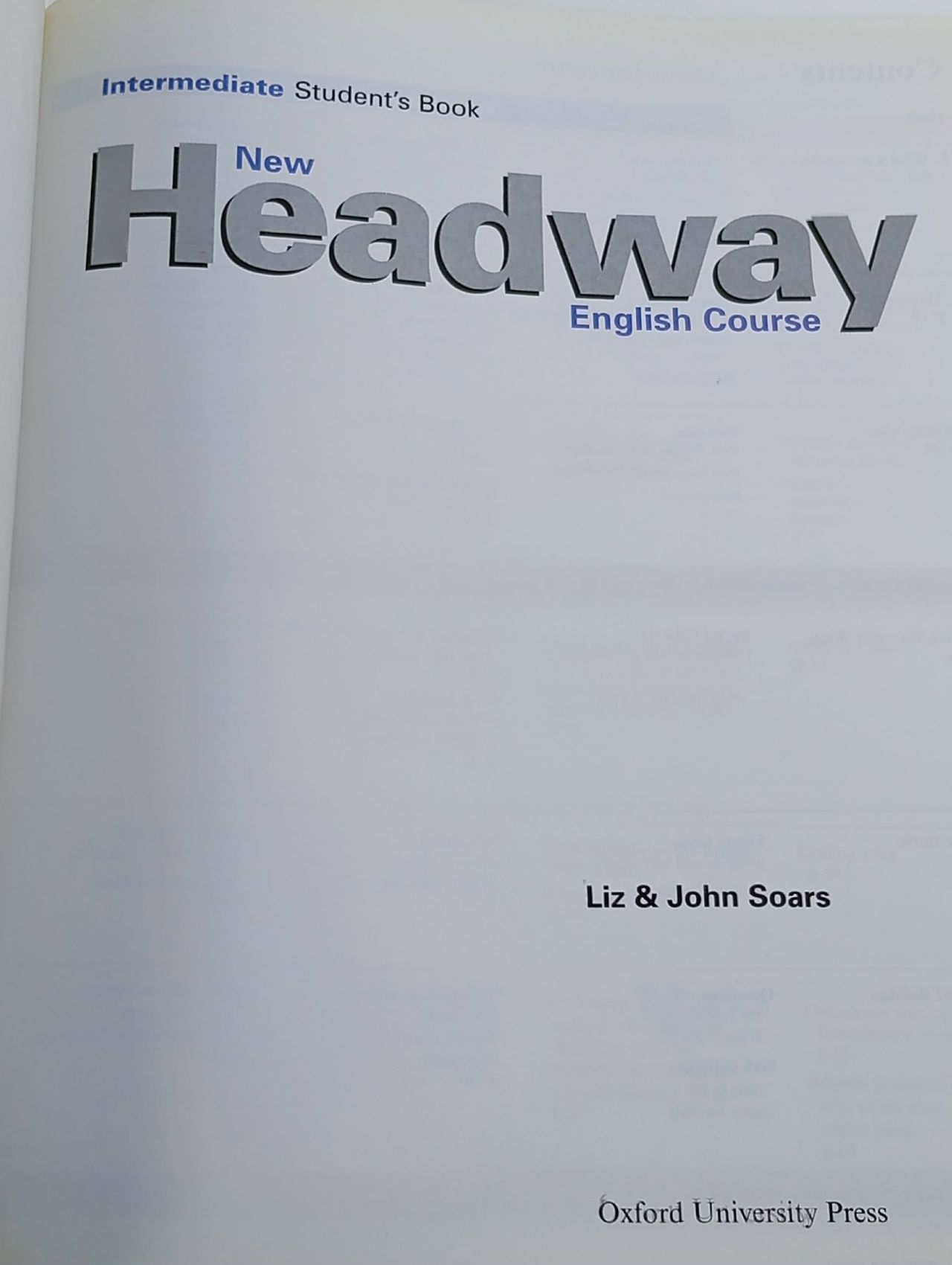 New Headway English Course (уровень Intermediate, Student's Book)