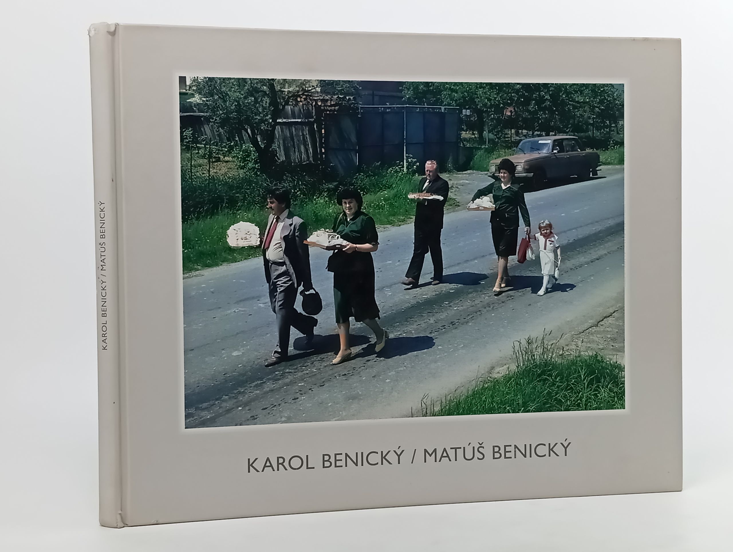 Обложка: Karol Benick / Mat Benick