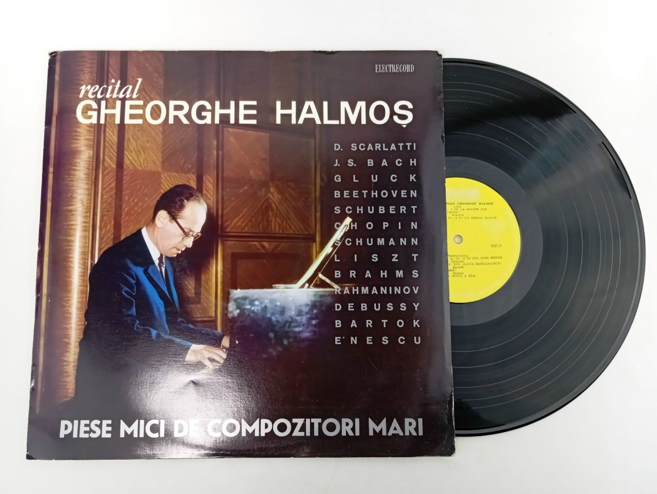 Обложка: Виниловая пластинка Recital Gheorghe Halmo Piese mici de compozitori mari (Маленькие пьесы великих композиторов)