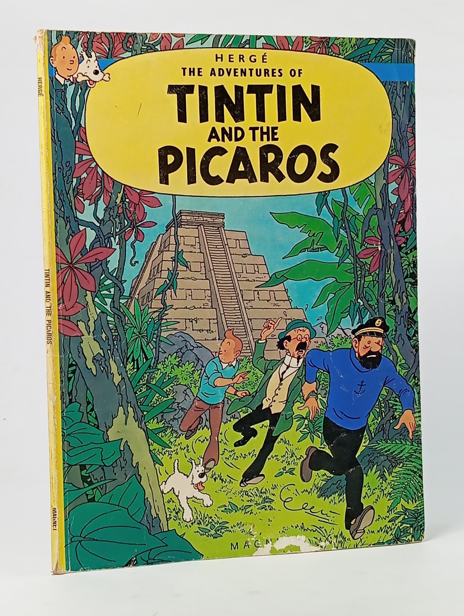 Обложка: Tintin and the Picaros / Книга на Английском Herge