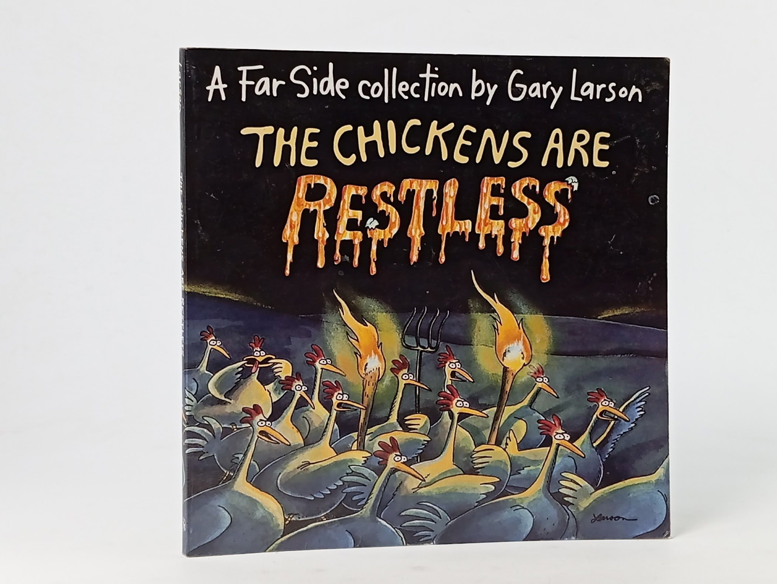 Обложка: Книга комиксов The Chickens Are Restless