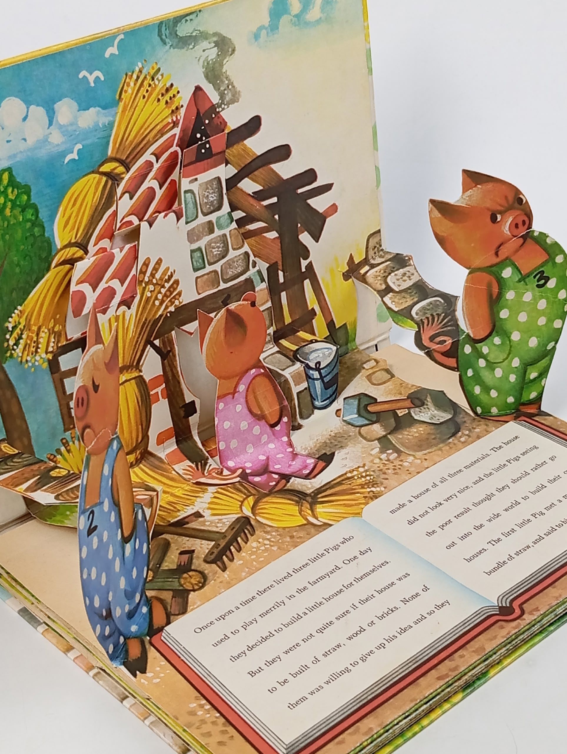 The Three Little Pigs ( Три поросёнка )
